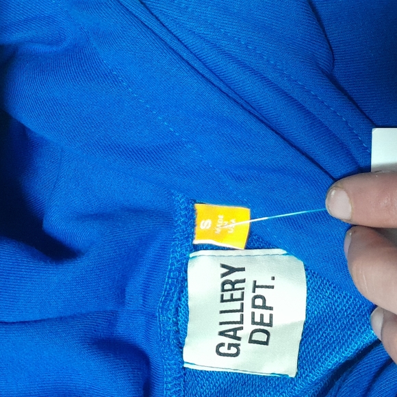 Gallery department sweatshirt - Picture 2 of 4